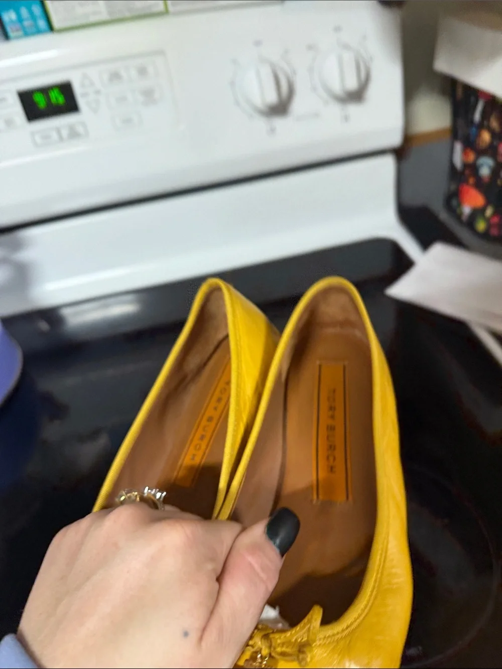 Tory Burch Yellow Leather Bow Ballet Flats with Logo Charm size 8 1/2 AUTHENTIC